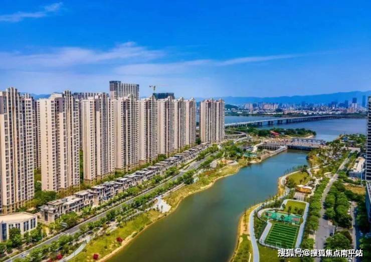 福州旗山湖畔—建发新作「国贸-建发-保利-悦湖」悦湖售楼电话↓电话了解详情_大学城_城市_人文