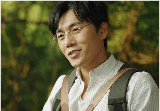 秦昊从文艺男神到宝藏演员,多变的人物形象,你想要的他身上都有.