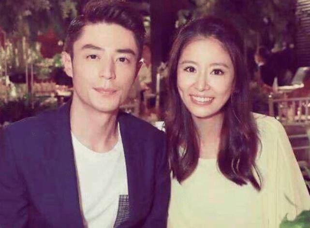林心如女儿小海豚正面照被公开?