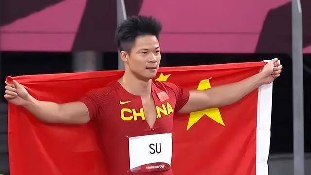 苏炳添比刘翔差远了!