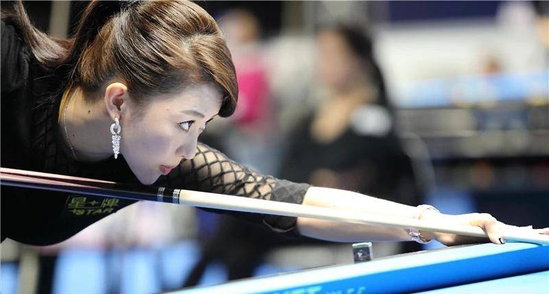 潘晓婷:因身材太好输掉比赛,退役后做网红,如今身价8亿仍单身_台球