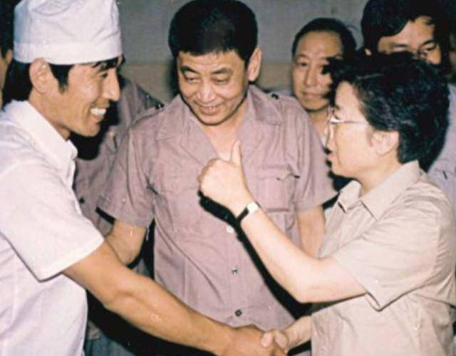 吴仪为什么始终不结婚?80年孤身一人的她至今活得怎样?