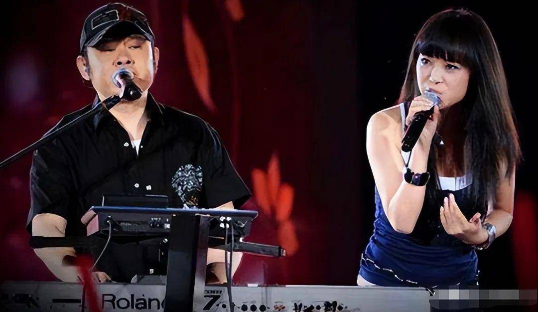 1991年,刀郎前妻生下女儿40天后离婚,如今他住豪宅,她一无所有_杨娜