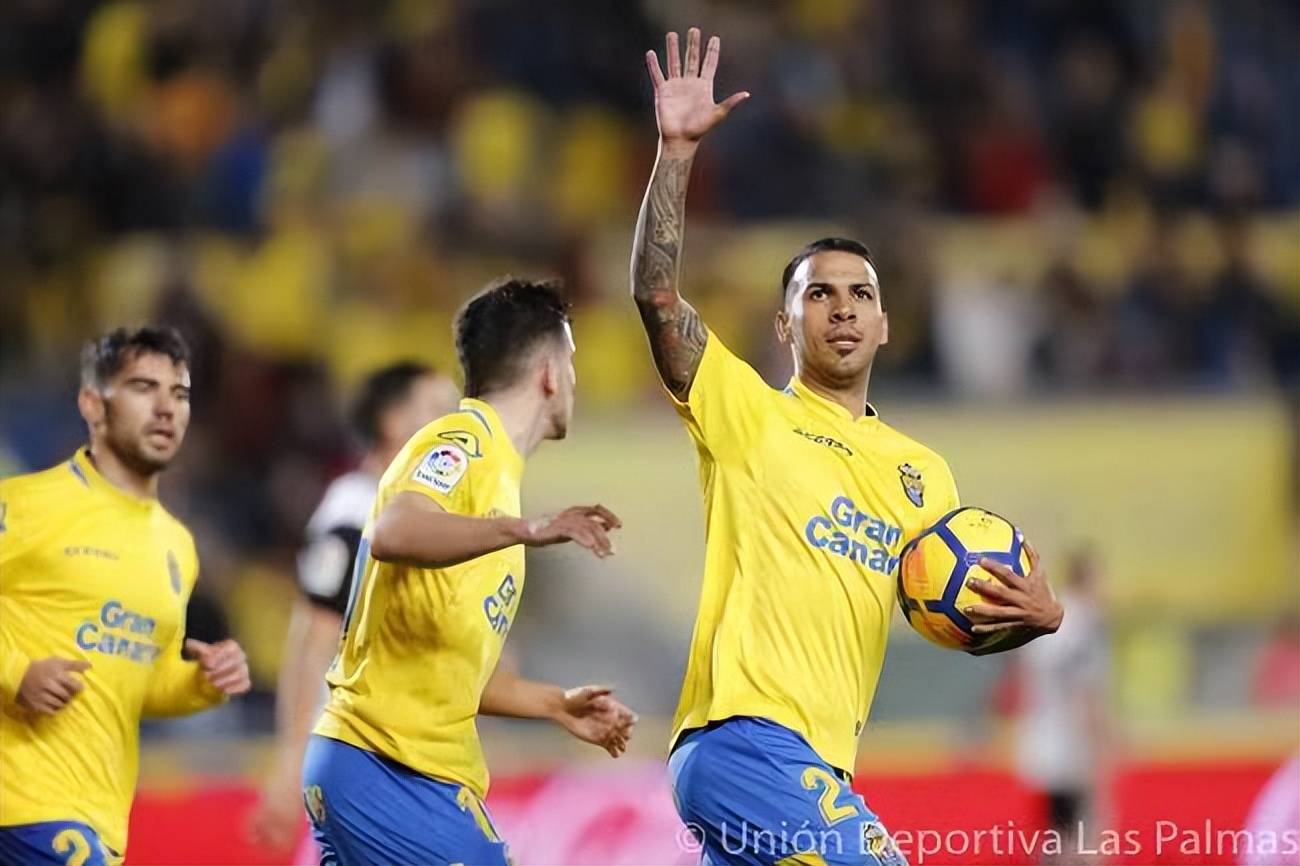 拉斯马斯近况:拉斯马斯以上赛季西乙亚军身份升级,本赛季西甲11战积14