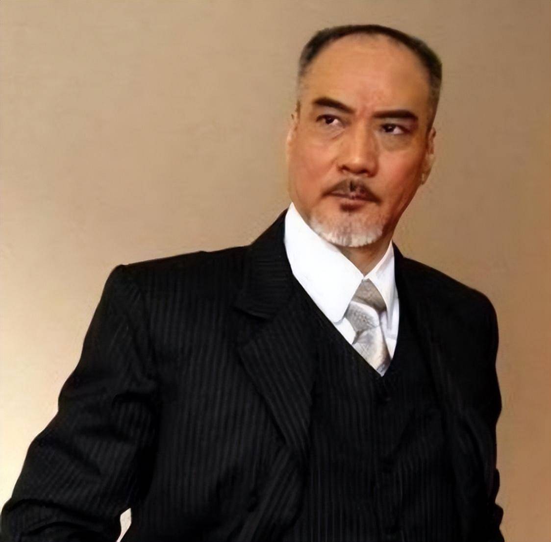 "渣男"徐少强:娶小13岁娇妻,60岁又当爹,今又和网红传绯闻_因为