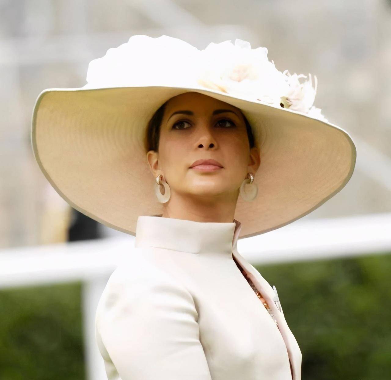 她是迪拜的"逃跑王妃",放弃800亿财产,揭开王室神秘面纱_公主_拉蒂法