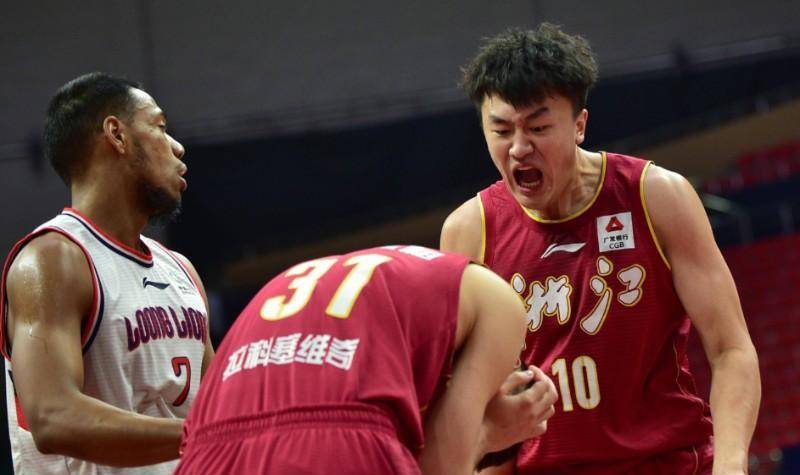 浙江28分狂虐南京,新核心表现炸裂,粉丝:输球并不意外_比赛_球员_周怡