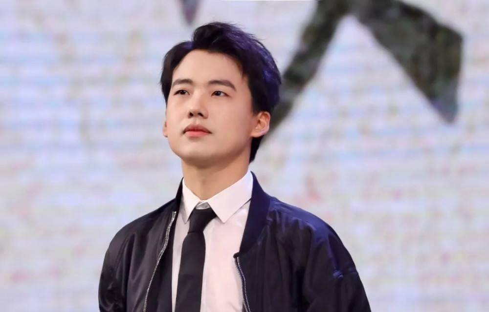 "人间宠爱"郭麒麟:得周迅赏识,高能救场岳云鹏,后遭网红碰瓷_郭德纲