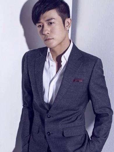 导演的儿子不在妈手上火,竟然火在新《倚天屠龙记》上,有故事_林雨申