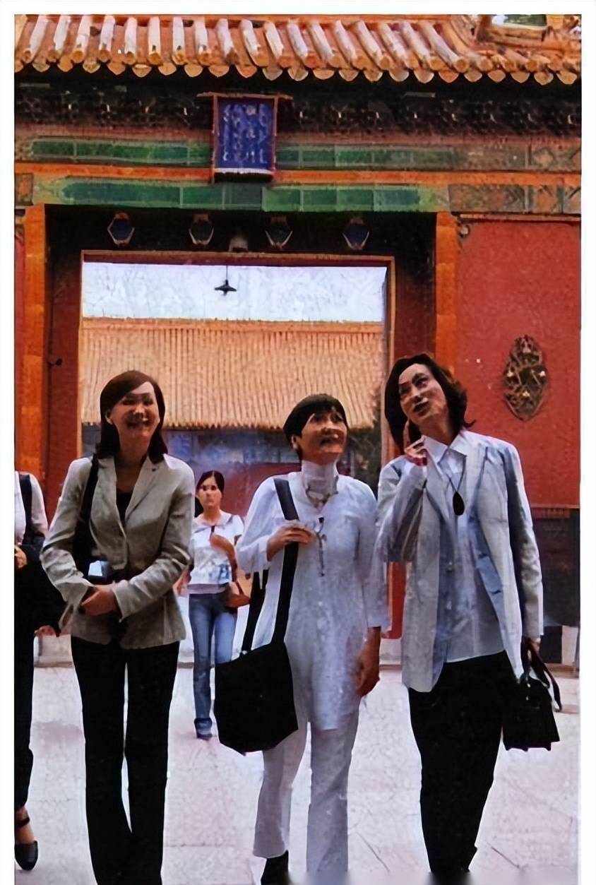 夫人秘密来京,华人"男闺蜜"牵线_吴汝俊_日本_京剧