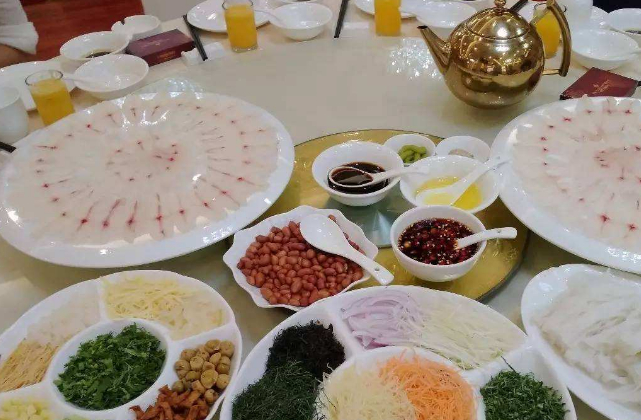 南宁美食味道鲜美，色香味俱全，更加注重保持食物的原汁原味(图3)