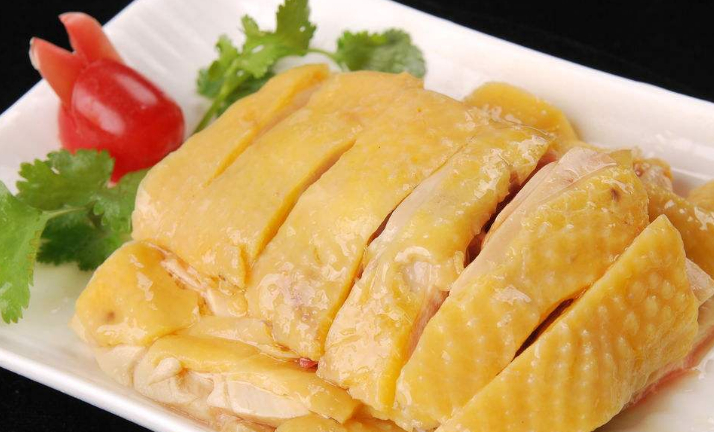 南宁美食味道鲜美，色香味俱全，更加注重保持食物的原汁原味(图4)