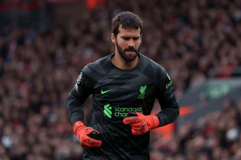 大马丁的雅辛奖要感谢梅西,但阿利松的出色表现也不应被忽视_本赛季