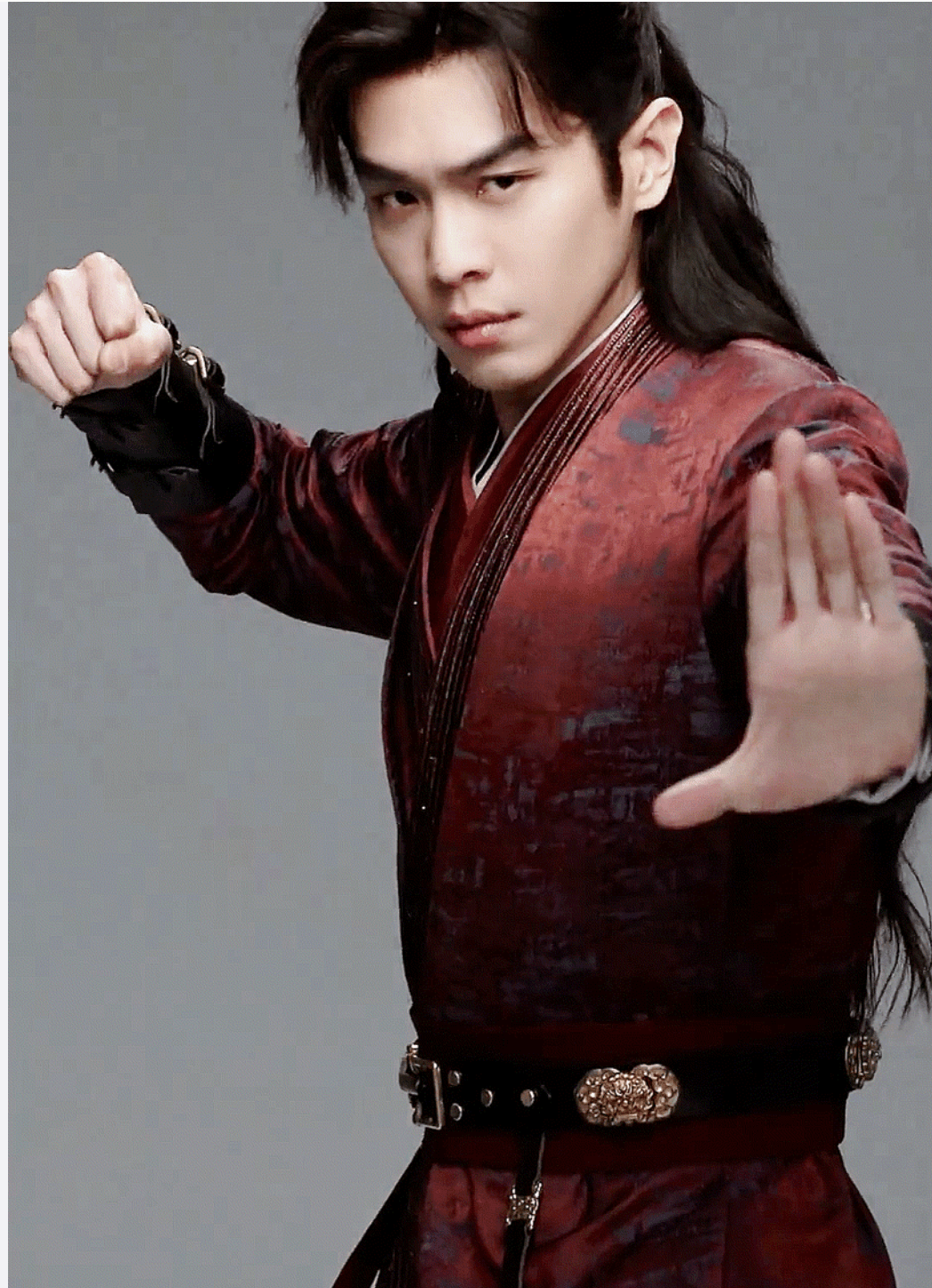 范闲大婚红衣,鸡腿姑娘要被「比下去了」_太子_张若昀_张昊唯