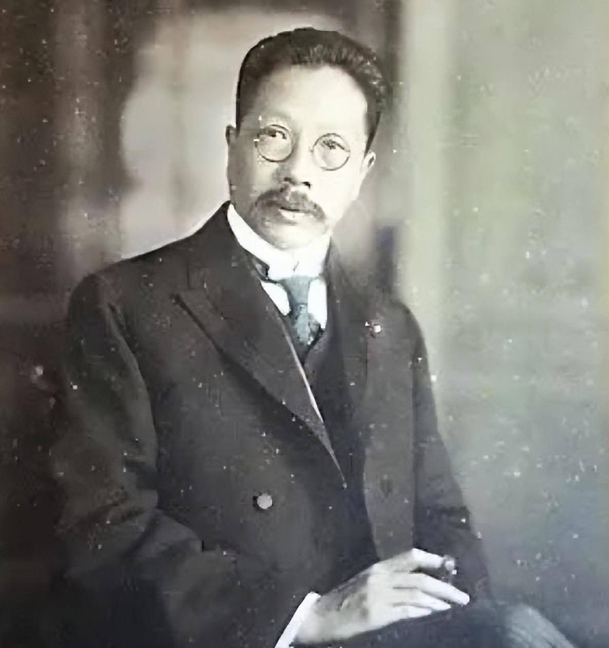 卸下"被化妆的历史",揭秘小凤仙与蔡锷一同演绎的一段民国绝恋_袁世凯