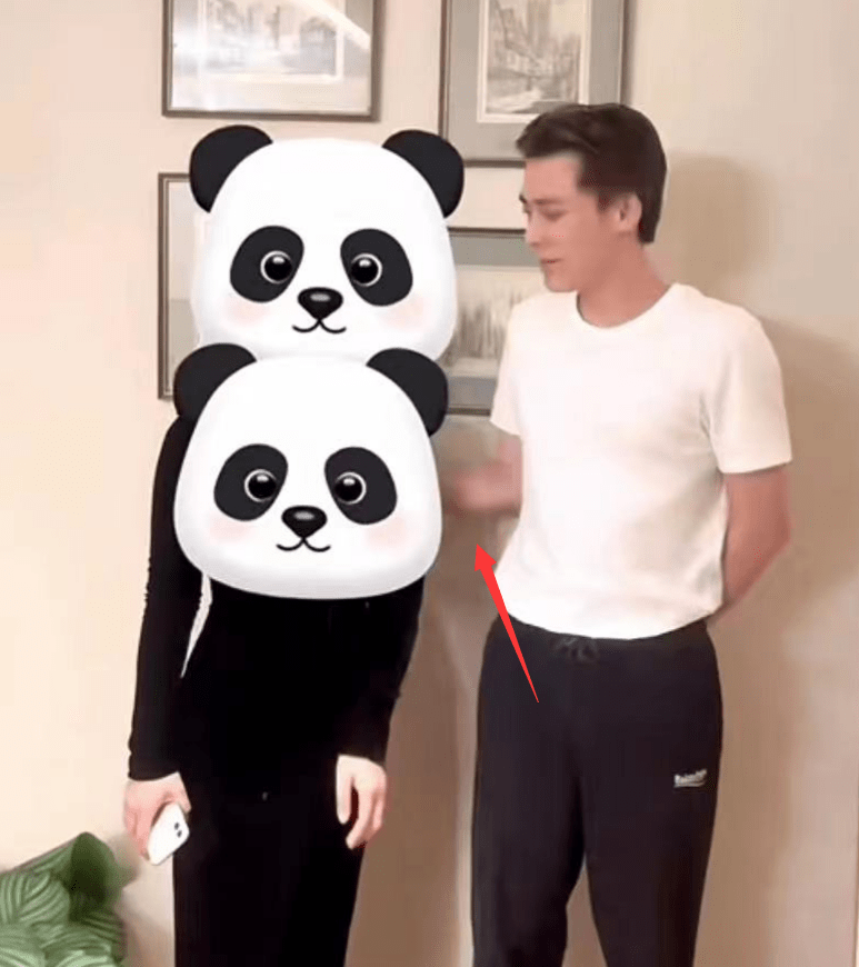 36岁李易峰近况曝光,搂抱美女疑有新恋情,女方颜值高大胆表白_女生