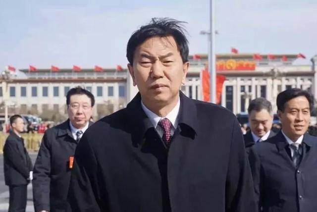 16年大陆纪录片在台湾上映,主角是山西一市长,柯文哲:太震撼了_耿彦波