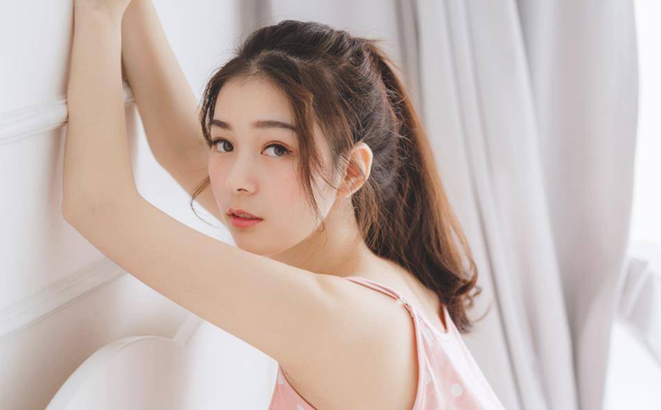 盘点那些追女生的情话幽默，这3句，让她感动到哭
