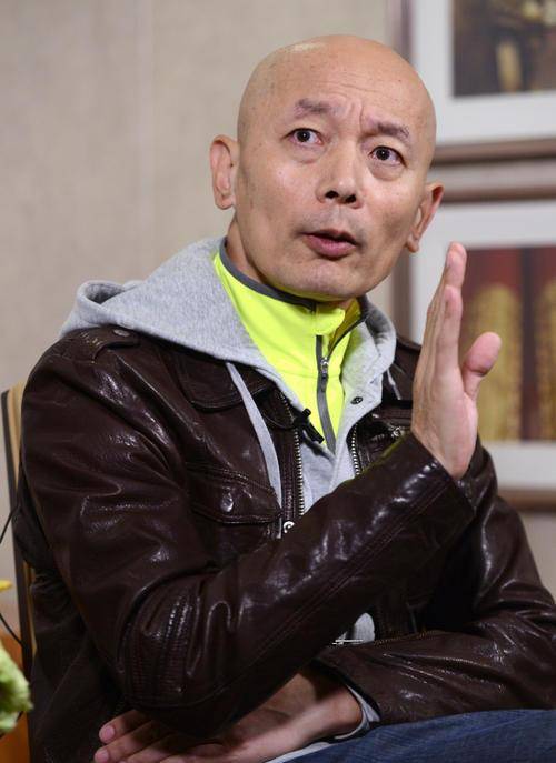 从养猪到家喻户晓,因葛优躺爆红全网,葛优的成名路有多艰难_贺聪_生活