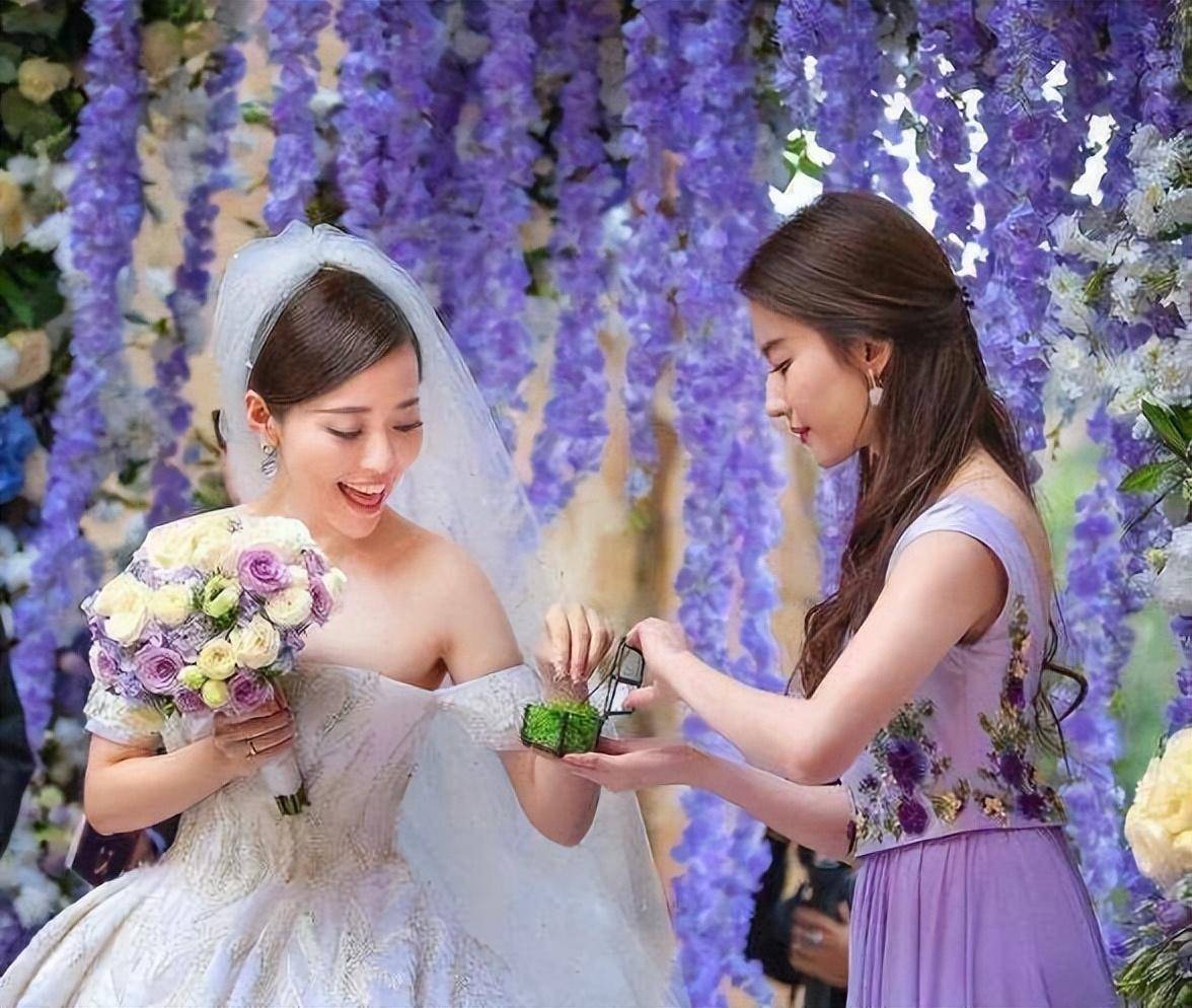 盘点女明星"伴娘之路",刘亦菲艳压新娘张靓颖,唐嫣伴娘都红了