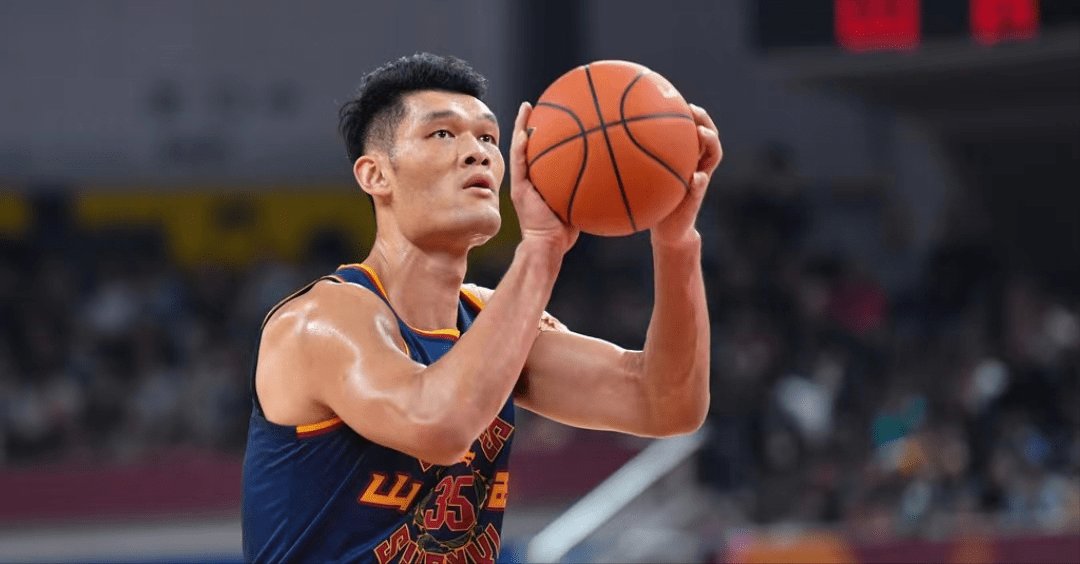 这也是在面对杨瀚森出众的个人身高优势,所进行的调整,要了解到葛昭宝