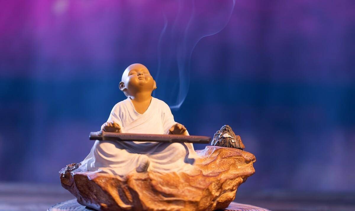 很多年来,蔚县流传着关于著名寺庙重泰寺,辽太子出家的民间传说_火箸