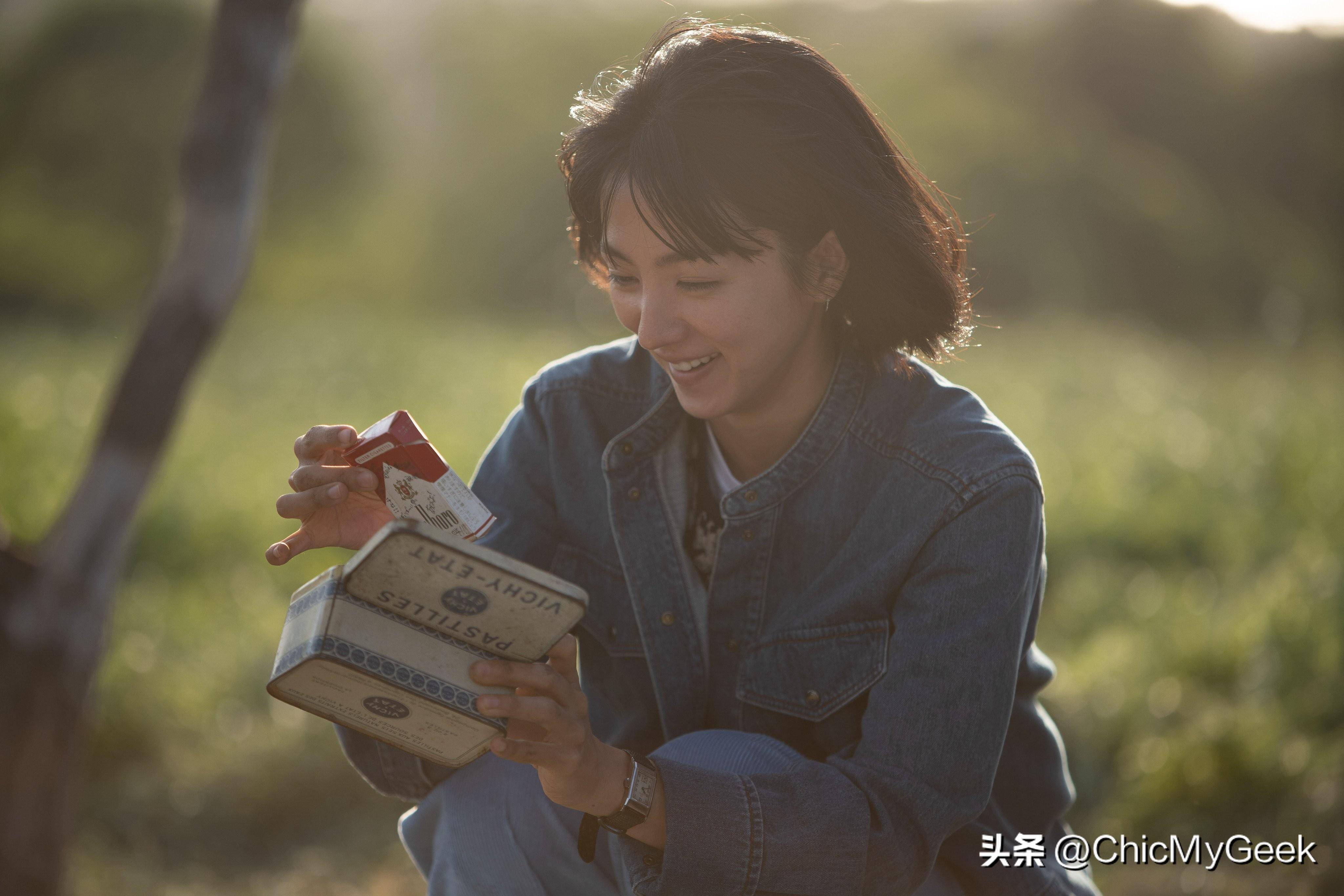 满岛光有四分之一外国血统,可能她不是那种令人一见钟情的女神样,但却