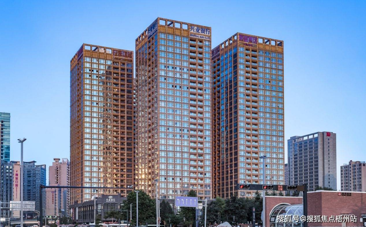 西安旺座国际城离公交地铁站远不远?_距离_km_办公