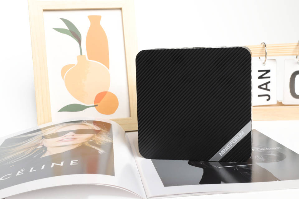 铭凡UM690S迷你主机实测：小巧精致，性能卓越，双风扇散热，火力全开！