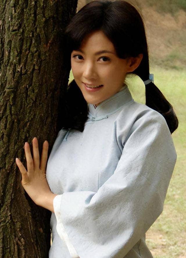 医生想了想,一脸严肃的说道:"聂鑫的病情很严重,这次车祸之后,不仅是
