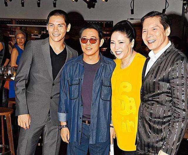 2019年,冼太太在李连杰生日那天写道,"生日快乐,亲爱的兄弟,你一定要