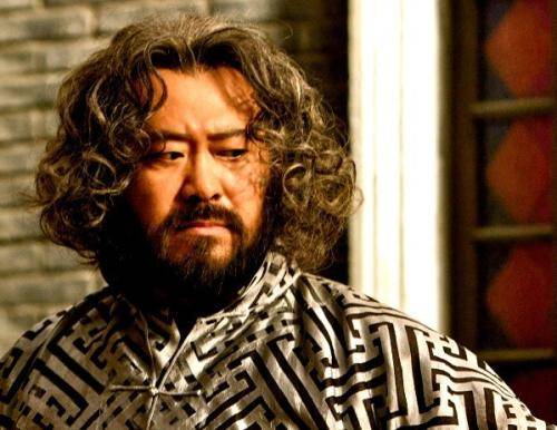 《一脚定江山》19年演员近况:有人21岁成富商,有人83岁为钱奔波_任泉