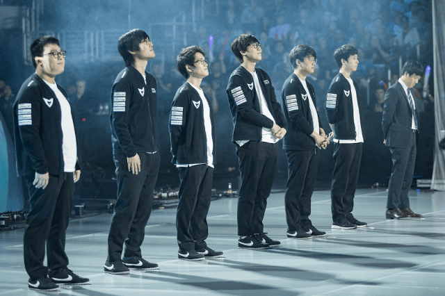 盘点lol历代亚军原班人马再战一年的成绩!只有一支战队夺冠!