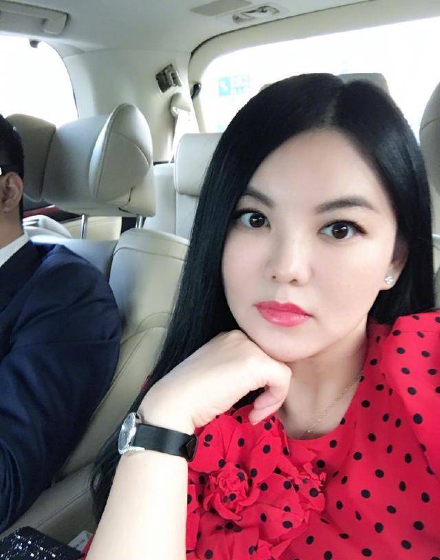 李湘瘦了之后美回来了!