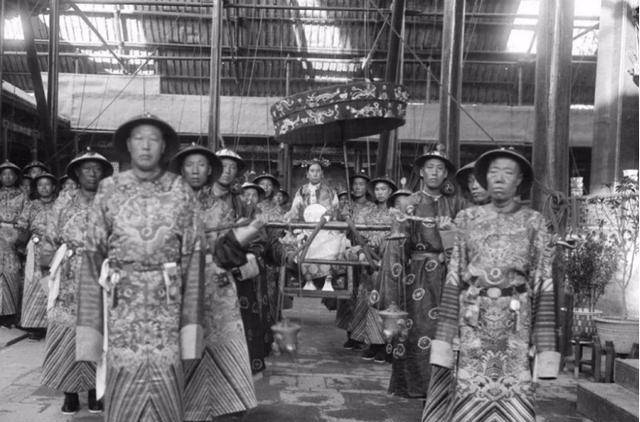 肃顺被斩首前大骂慈禧,到底多难听?