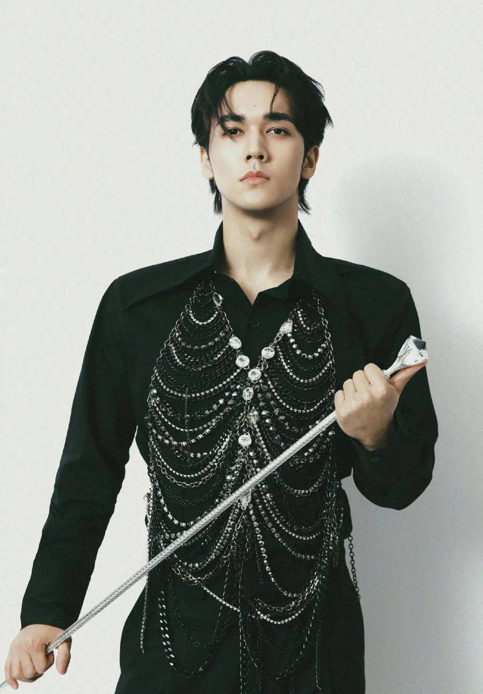 1天5个瓜,陈牧驰陈冰大秀恩爱,王大陆新恋情曝光,都是大瓜_李佳琦