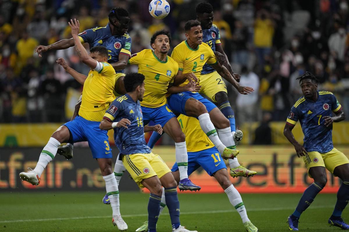 在本轮比赛中,巴西队面临着巨大的压力和挑战_胜利_球员_哥伦比亚队