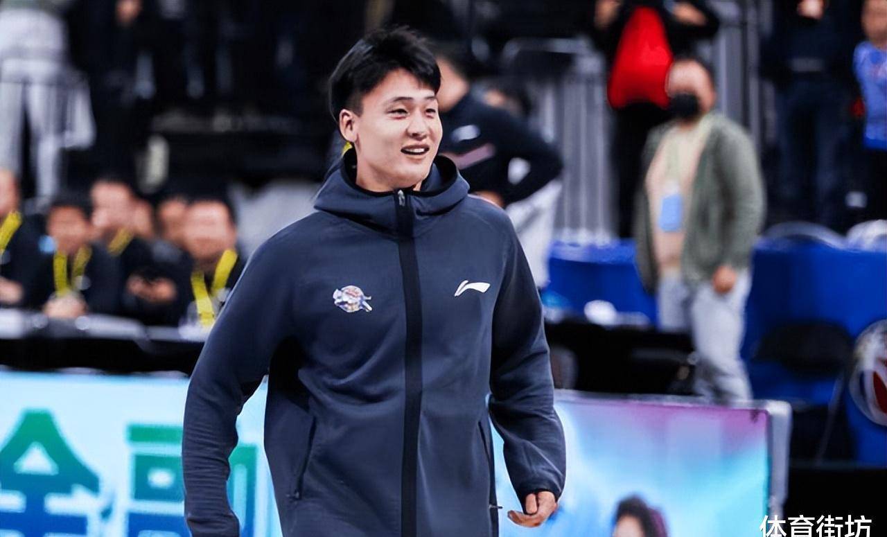cba资讯速递,朱芳雨锁定nba考神,赵睿王者归来,山东邀请杨鸣?_新疆队_