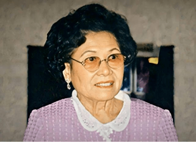 94歲成中國新女首富,怒鬥兒子小三,分給兒媳300億_鄺肖卿_郭得勝_郭炳