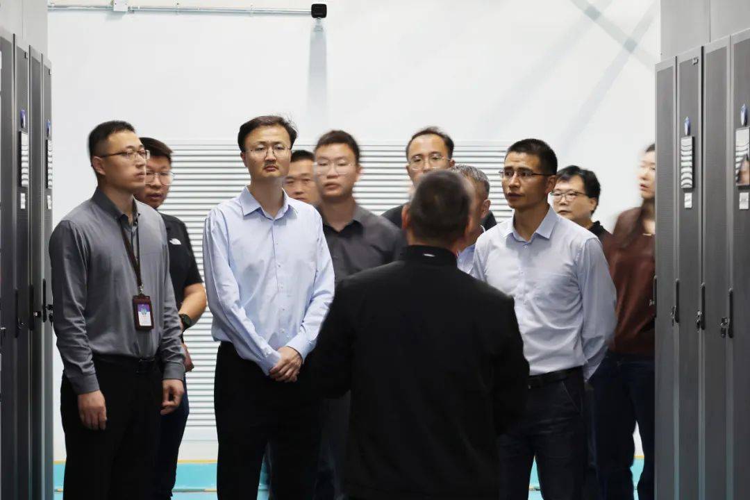 冯韧 来自搜狐网