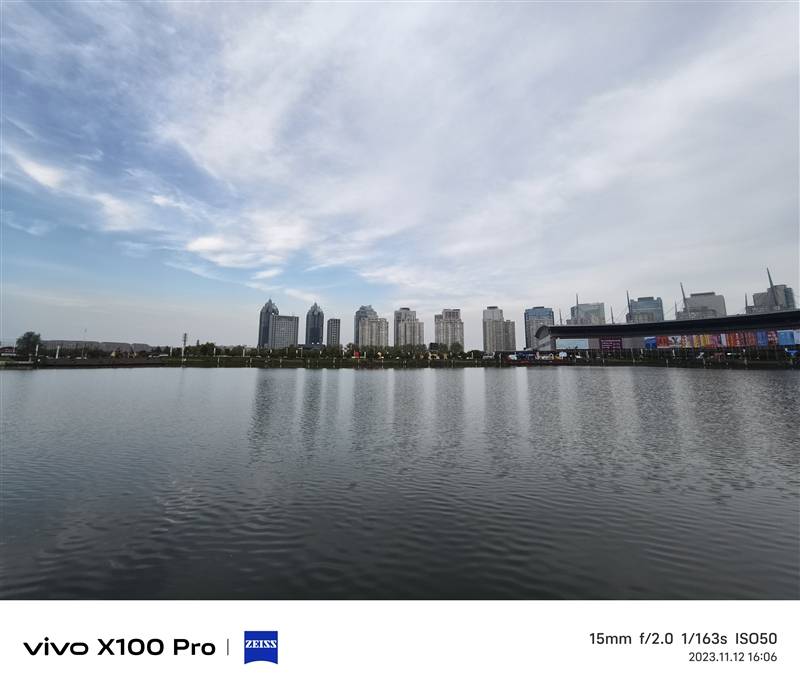 拍月亮那都不是事儿！vivo X100 Pro评测：APO认证的超级长焦 它能拍太阳(图36)