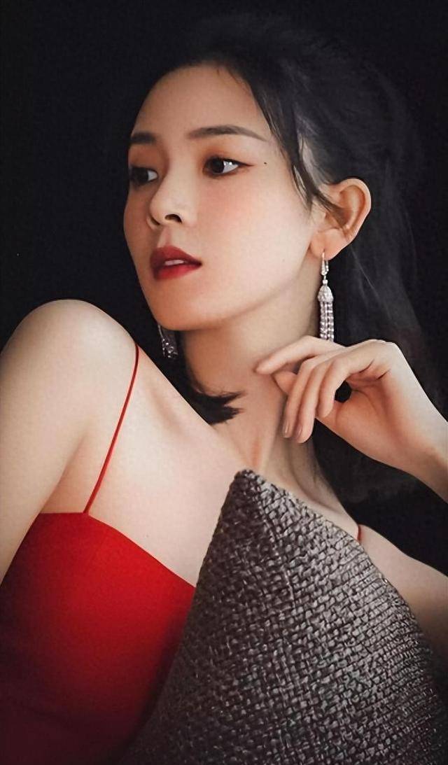 娱乐圈的"尤物",这两个"女海王",玩的一个比一个花_马苏_孙晓杰