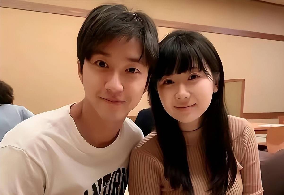 福原爱开直播,频繁更新视频,为赚钱敢于露面,不惧江宏杰?