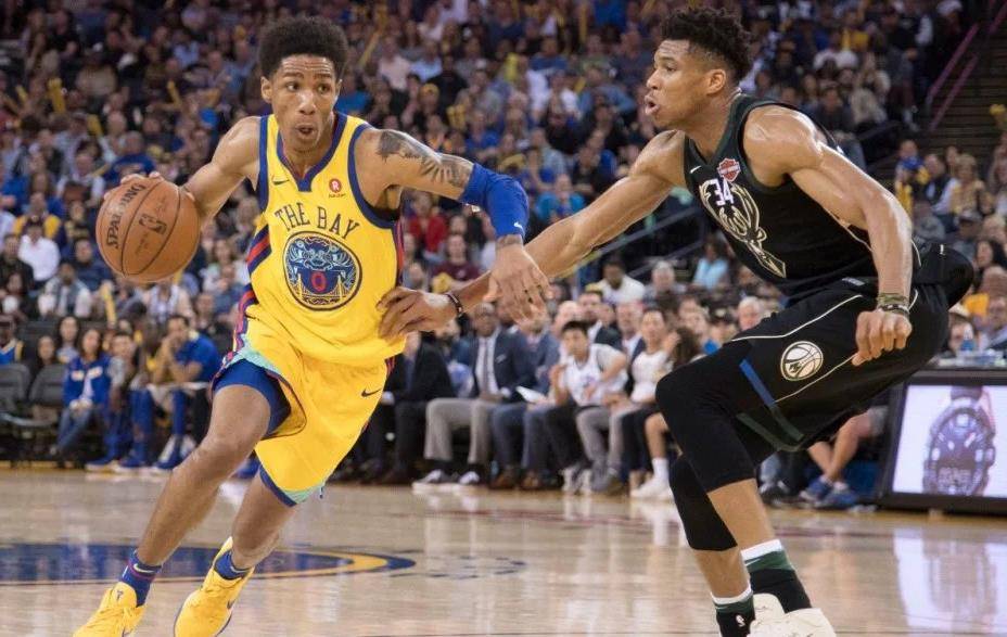 帕特里克-麦考:23岁完成三连冠,为80万离开勇士,如今无球可打_篮球