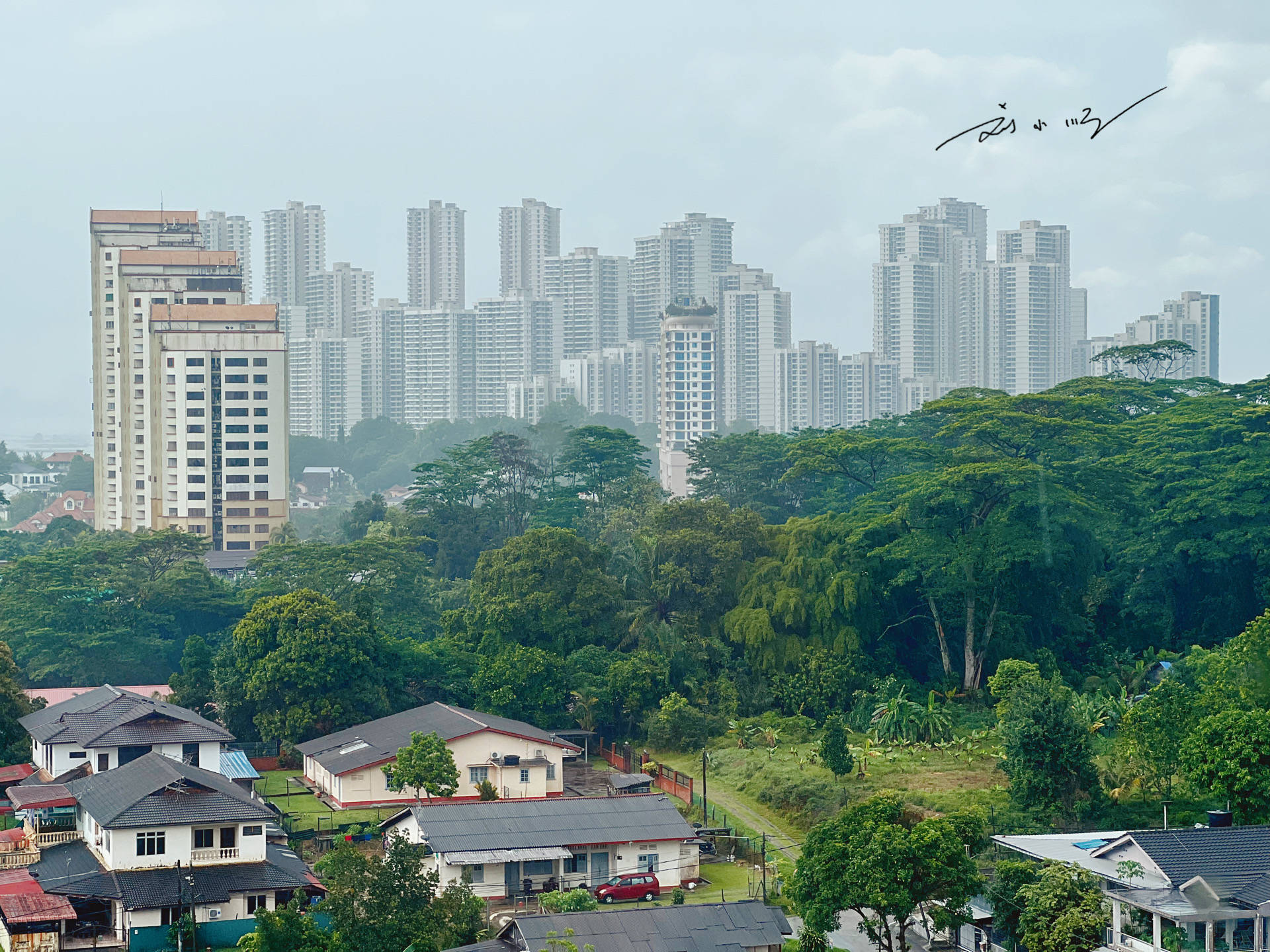 马来西亚第二大城市,位于亚欧大陆最南端,与新加坡仅隔一条海峡_新山