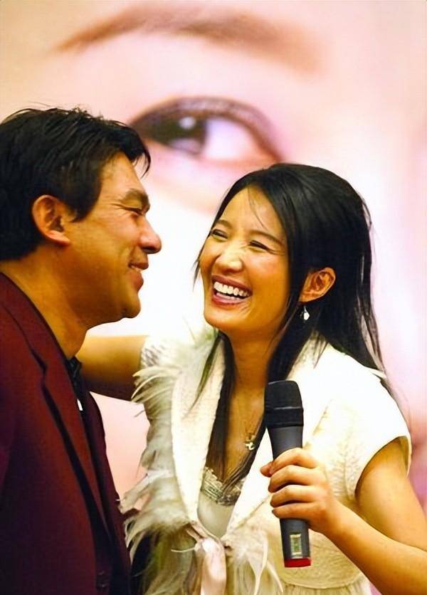 《无所畏惧》中半路出家的演员李煜,有颜值有演技,完全不输科班_李钰