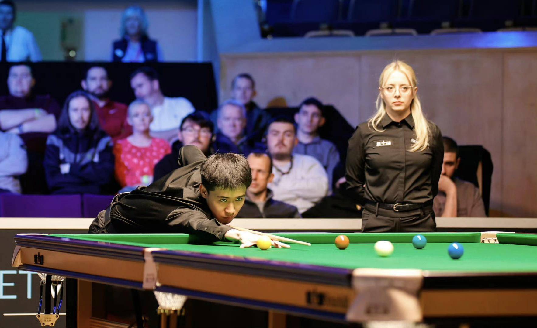 斯诺克英锦赛,中国选手六战六捷,邢子豪6-2击败英锦赛冠军!