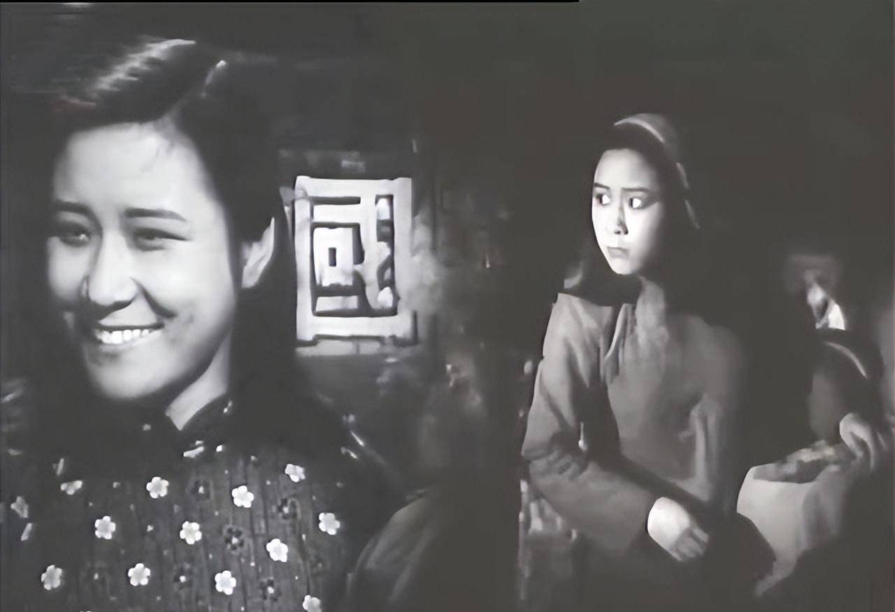 1953年,李雪红调入总政话剧团,主演了《冲破黎明前的黑暗》,《红缨歌