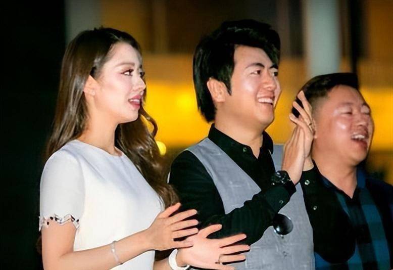 多年后,郎朗和吉娜的行为,使刘亦菲当初所说的一句话变成了现实_钢琴