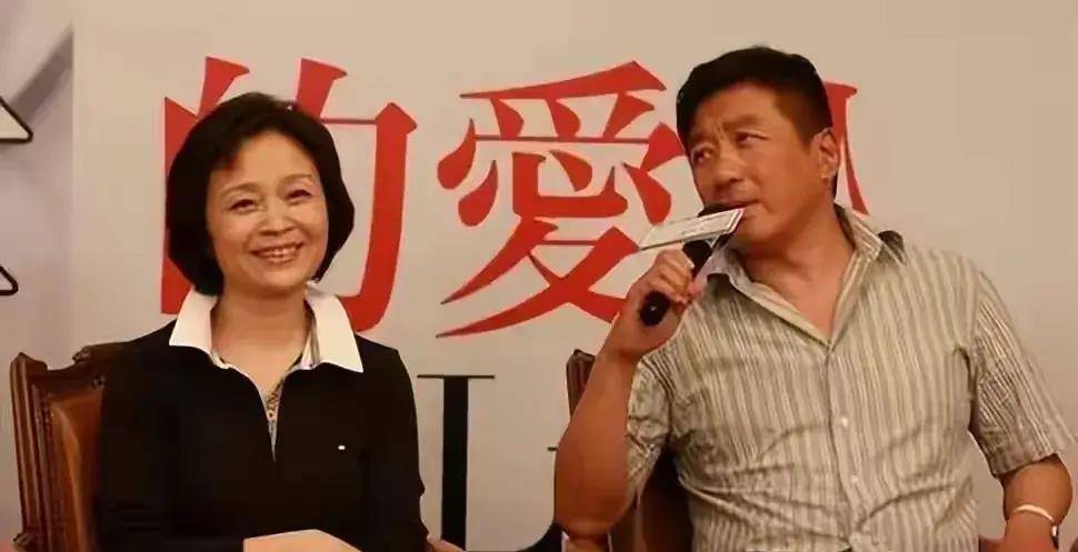 幸運的是,他的演技不錯.不管角色是什麼,至少丁岱勇總能拍一張照片.